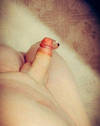 Menghantar nudes.