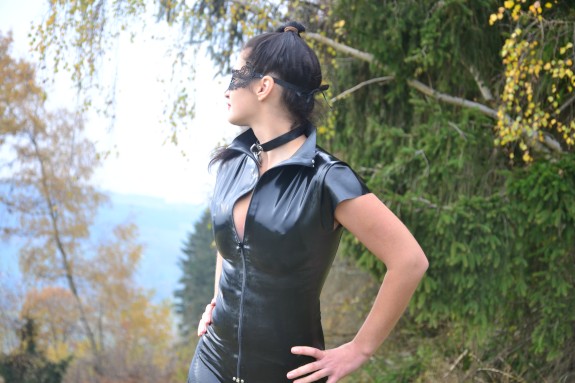 Latex angel Cara