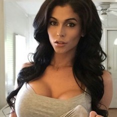 Beautiful Transvestite Transsexual Shemale - Domino Presley Porn Videos | Pornhub.com