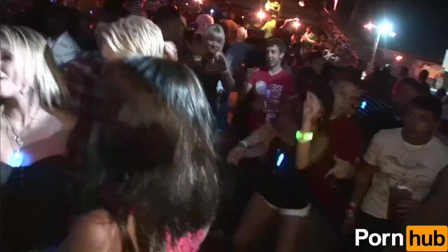 Nightclub Party - NIGHT CLUB FLASHERS 17 - Scene 2 - Pornhub.com