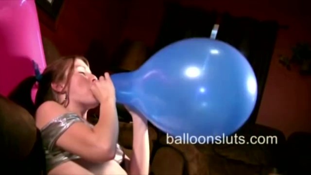balloonsluts;kinky;kink;masturbate;masturbating;spandex;pigtails;amateur;moaning;fetish;masturbation;teen