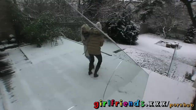 Girlfriends play in snow before warming up with hot lesbian sex - Eufrat