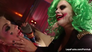 She Joker Nadia Gives Whorley Quinn Leya A Hard Fucking