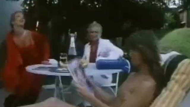 Retro Outdoor Lesbians 1973 - Marilyn Chambers