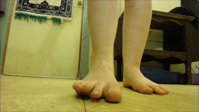 Feet;Exclusive;Verified Amateurs kink, giantess, gts, feet, foot-crush