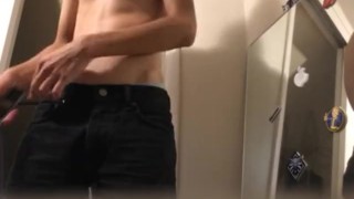 Teen 18 An 18-Year-Old Man Wishes To Display His Body To Everyone