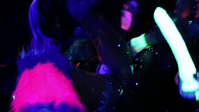 Abigail Mac and Ava Adams Blacklight Sex Party - Abigail Mac, Ava Addams