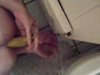 Putting a Banana in_My Asshole for_the 1st_Time Painal