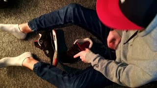 CUM JORDAN RETRO IV AND SNEAKERS PLAY