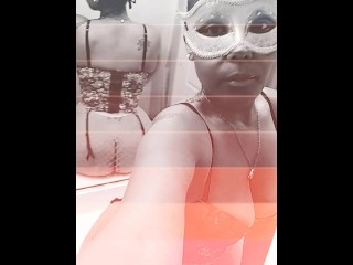 model tease with music plies rock