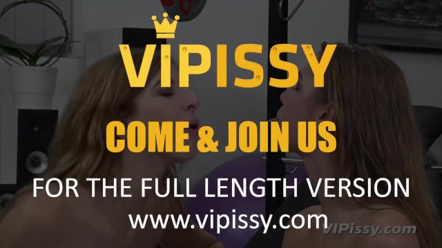 Vipissy - Can U Help Me - Lesbian Pee - Alexis Crystal, Barbra Sweet