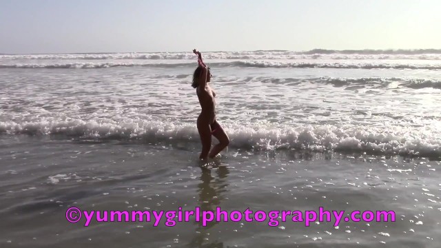 Yummygirl Beach Shoot - Sofie Marie