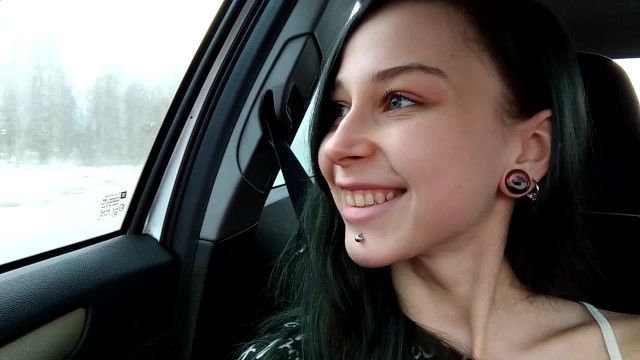 Highway Head Little Horny Cocksucker Gives Blowjob In Car While Driving