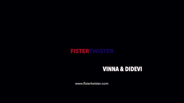 Fistertwister - Slow It Down - Lesbian Fisting - Vinna Reed
