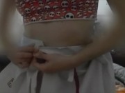 La alumna da leccion oral