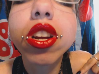 Applying Bright Red Lipstick and GF Lovey_Sweet Talking