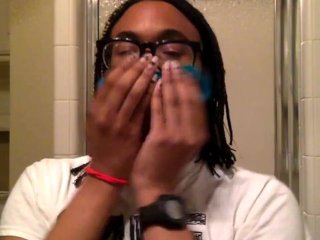 Tranny Sniffs Her Sweaty Panties