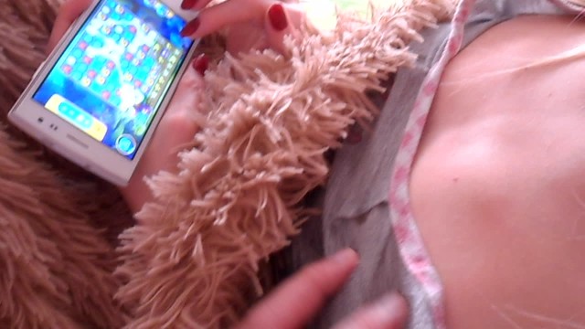 My Step Sister play on smartphone 15