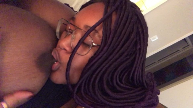 ebony BBW tit sucking