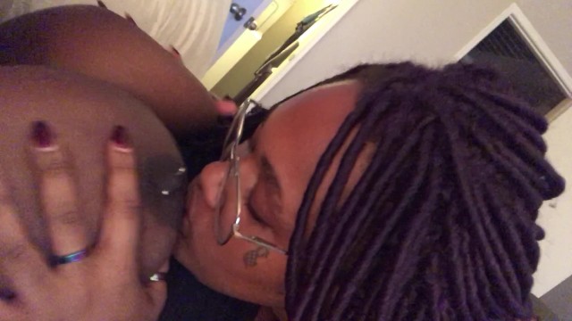 ebony BBW tit sucking