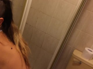 Sexy blonde cheated on her boyfriend in the_shower with housemate!Part 1