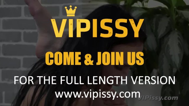 Pussy licking teens drink piss - Pissing Lesbians - Anie Darling, Nicole Love