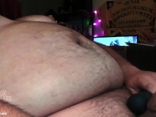 Cubby Cums With His Favorite Vibrator