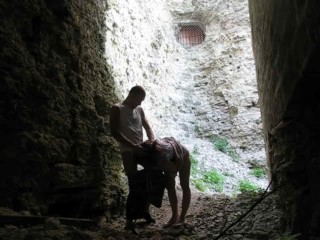 brunette sucks cockand Fucks in the ruins of an old fortress
