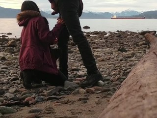 Asian teen gives blowjob and flashes on publicbeach