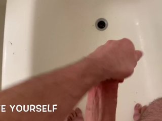 Sexy Guy with Big CockCums in_Shower