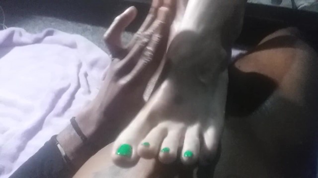 Interracial footjob green toes 20