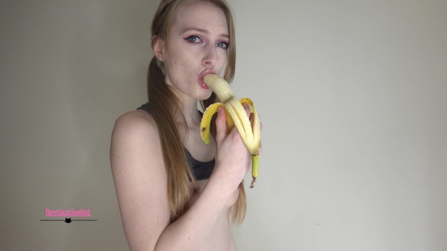 Who is banana blowjob girl