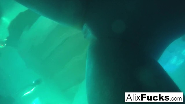 Underwater lesbian fun with Alix and Jenna - Alix Lynx