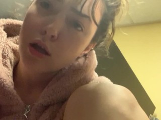 Hairy pussy teen fingers herself in churchbathroom