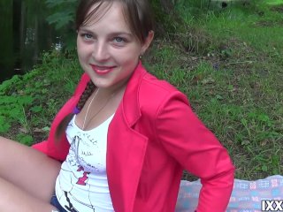 Chubby Sofy Suck Cock on a Picnic in theWoods