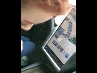 TAKES CUM SHOT_IN MOUTH WHILE DRIVING ATESLA