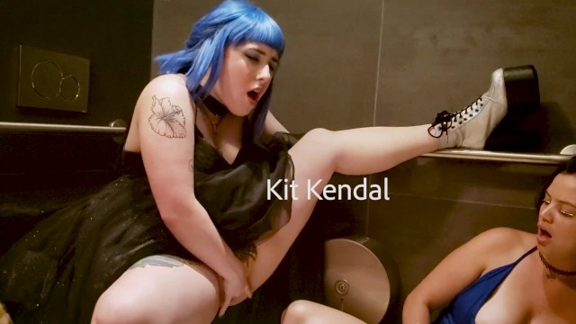 6 Girls Orgy in Public Bathroom XBIZ After Party Masturbation  - Kit Kendal