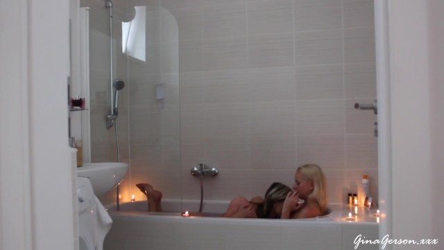 With Kiara Lord in my bath - Gina Gerson, Kiara Lord