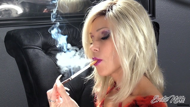 Blonde Porn Smoking - Nikki Ashton - SFW - Blonde MILF Goddess Chain Smoking more & Saratoga 120  - Pornhub.com