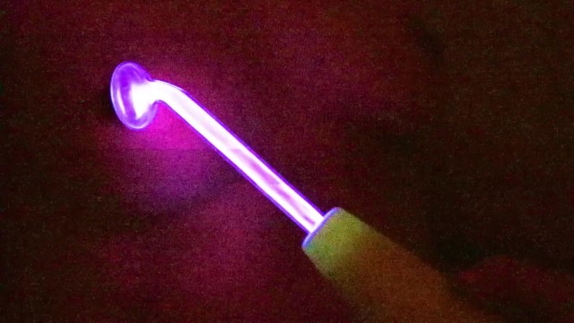 Neon Wand Zaps Electroplay 3