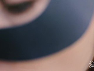 Gattina sexy mi fa un pompino all’aperto