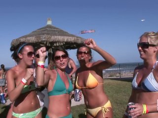 Bikini Clad Coeds Dance And Party In Texas