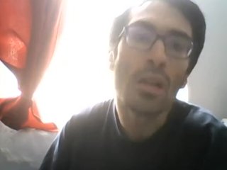 Jean-Benjamin Qui Présent Et Fait Du Porno