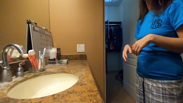 Hard fucking in the bathroom before work 10