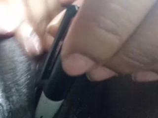 Rubbin oil on my fat pussy_til i squirt