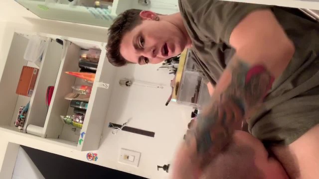Impromptu fucking in bathroom (clip Number two)