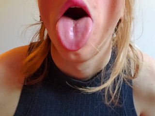 Blonde Tgirl Practices Cocksucking Then Cums
