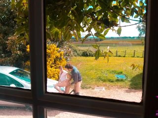Après Un Long Trajet, Qu'une Seule Envie, Baiser! Le Voisin Était Là P