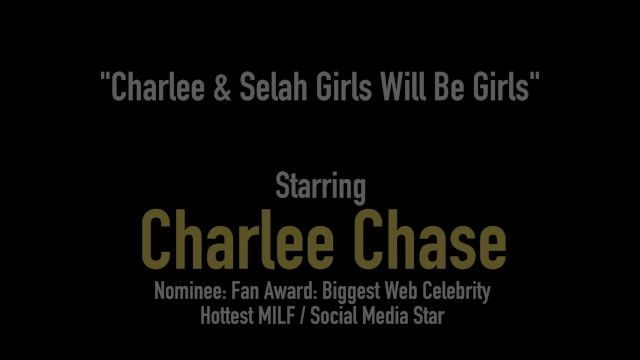 Pussy Loving Milf Charlee Chase Fucks Thick Babe Selah Rain! - Charlee Chase