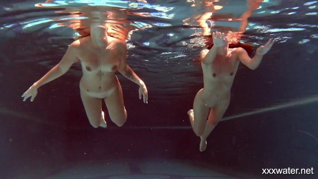 Underwater lesbos Serbian and Russian - Haley Hill, Stephanie Moon